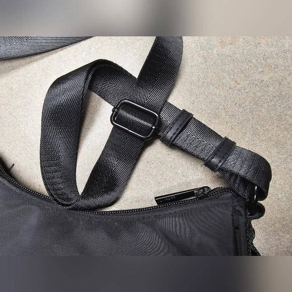 Satinato Black Mini Cute Crossbody Chain Purse - Picture 7 of 13